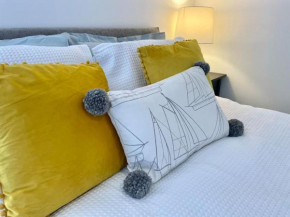 Fabulous Coastal Maisonette - Great Views
